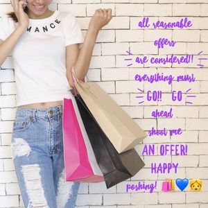 All reasonable offers considered 🛍💙☝🏼💋